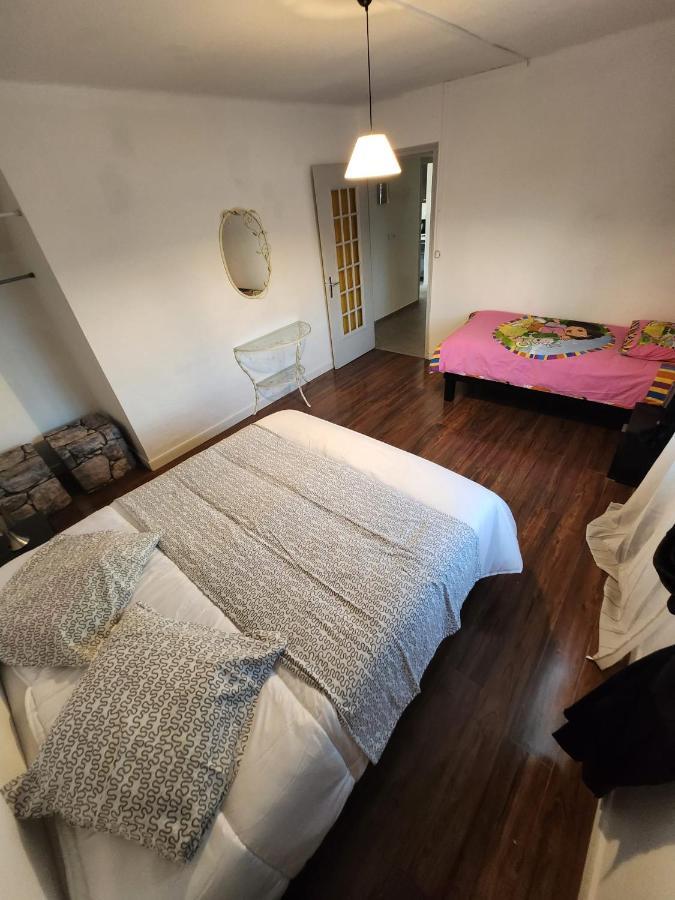 Flat Lägenhet Genay  Exteriör bild